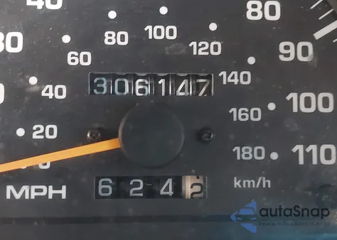 1997 Toyota 4Runner Sr5 V6 Limited z USA, uszkodzony, nr VIN JT3HN87RXV0100383